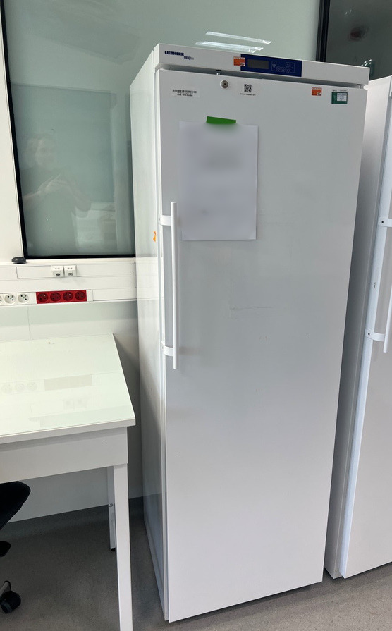 LIEBHERR LGex 3410 - Explosion-Protected Laboratory Freezer | 284L | EX-Proof